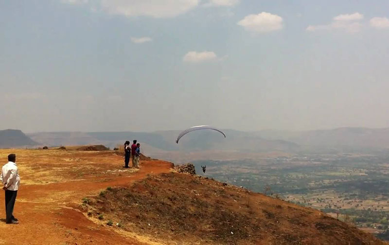 Paragliding in Panchgani